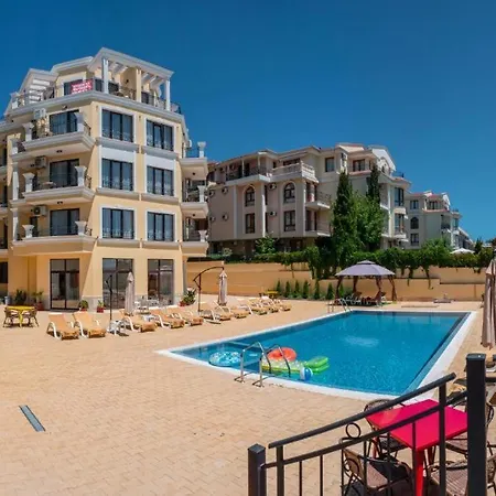 Apartment Horizon 20 'б' *